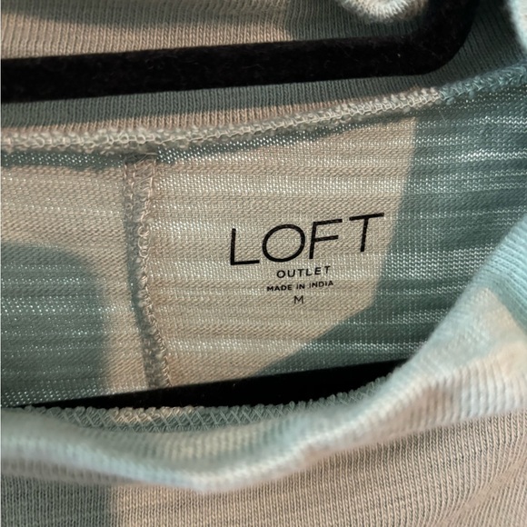 Loft size M light green shirt with button detail - Picture 2 of 4
